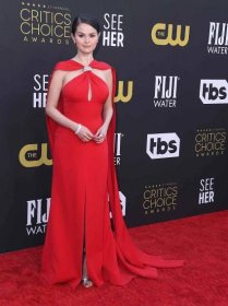 Selena Gomez wears a red cutout Louis Vuitton gown and silver heels to the 2022 Critics Choice Awards