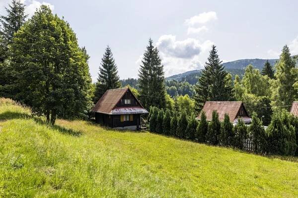 Dovolená v Beskydech: ubytování se snídaní nebo v chatce až pro 8 osob