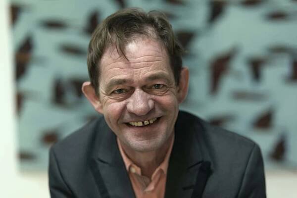 Agentur Danilow › Henning Peker