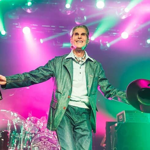 Perry Farrell Responds to Jane’s Addiction Bandmates With Lawsuit of His Own