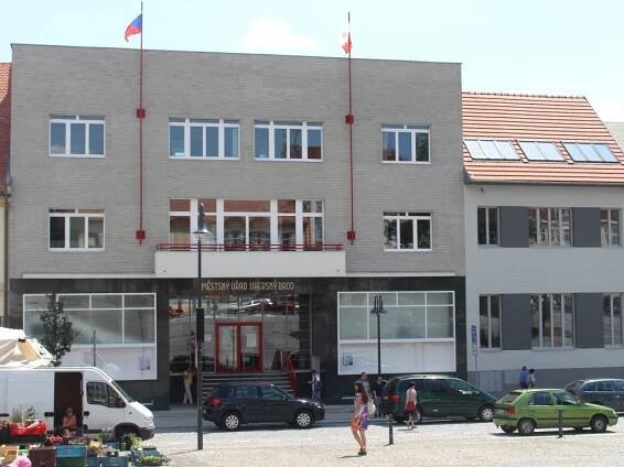 Broďané: Restauraci na Domě kultury by mělo provozovat město