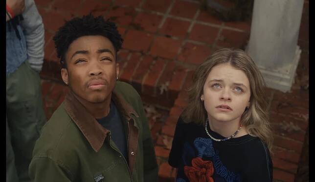 Asante Blackk, Kylie Rogers - Krajina s neviditelnou rukou - Z filmu