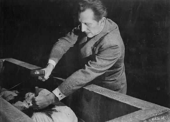 Dracula - Z filmu - Peter Cushing