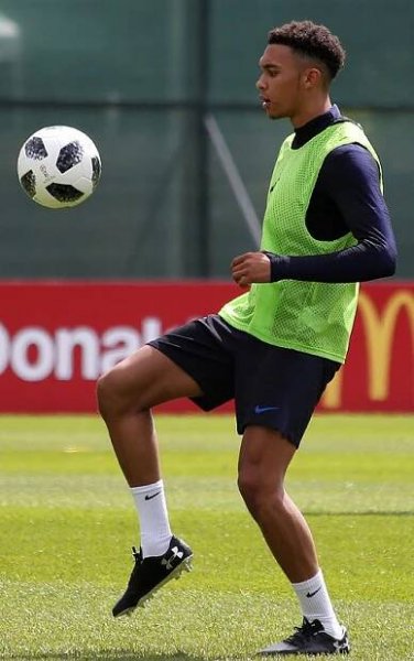 Trent Alexander-Arnold - Wikipedia