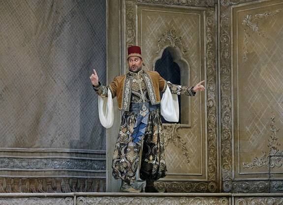 Ildar Abdrazakov “honors Rossini and the audience in the best way possible” at the Met