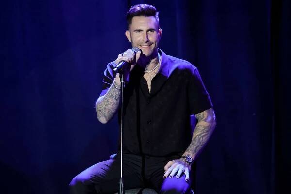 BEVERLY HILLS, CALIFORNIA - APRIL 27: Adam Levine of Maroon 5 performs onstage during the Simon Wiesenthal Center National Tribute Dinner at The Beverly Hilton on April 27, 2022 in Beverly Hills, California. (Photo by Kevin Winter/Getty Images)