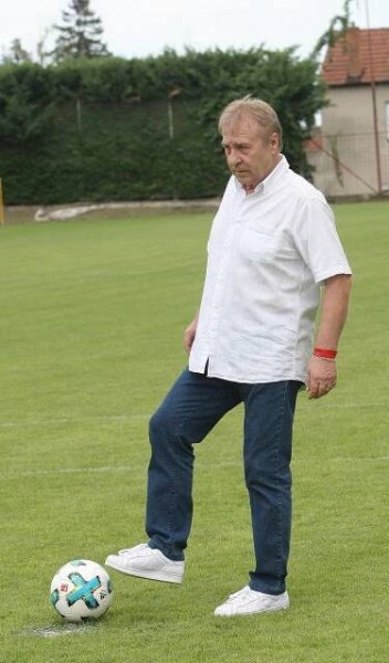 Legendám Zbrojovky blahopřáli ke čtyřicátému výročí titulu Petráš nebo Adamec