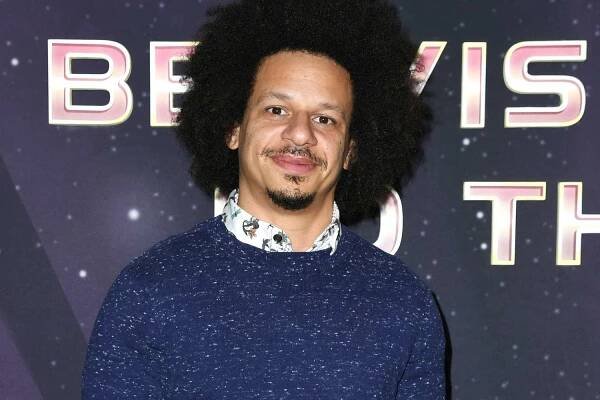 Eric André slams Melbourne Airport, says he was 'racially profiled'
