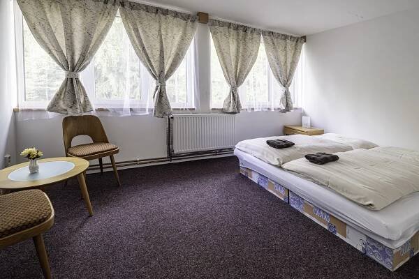 Penzion na Srubech - Ubytování a restaurace Hora Svaté Kateřiny - Penzion na Srubech, Hora Svaté Kateřiny