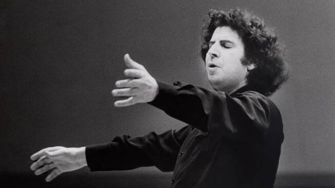 Mikis Theodorakis - Die griechische Stimme des Widerstands