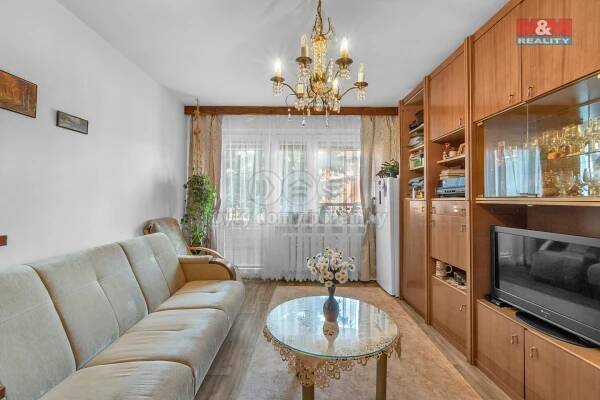 Prodej bytu 2+1 64 m², Odbojářů, Dvůr Králové nad Labem