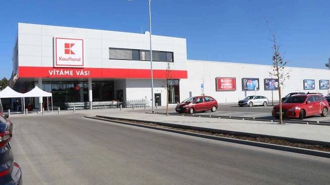 Druhý Kaufland v Českých Budějovicích bude otevřený ve středu 22. 3. 2022. Snímek je z úterního představení obchodu pozvaným hostům.