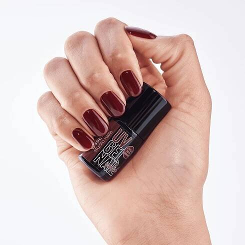 studio nails UV GEL NAIL lak na nehty