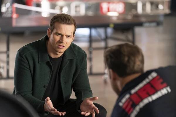 Záchranáři L. A. - Série 7 - You Don't Know Me - Z filmu - Oliver Stark