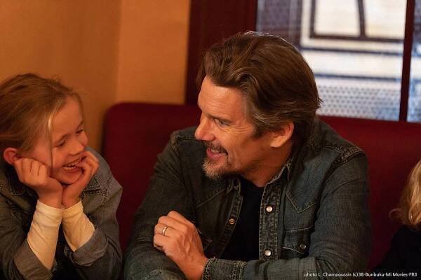 Clémentine Grenier, Ethan Hawke - Pravda - Z filmu