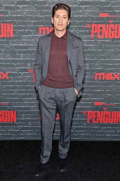 NEW YORK, NEW YORK - SEPTEMBER 17: Michael Zegen attends HBO's 