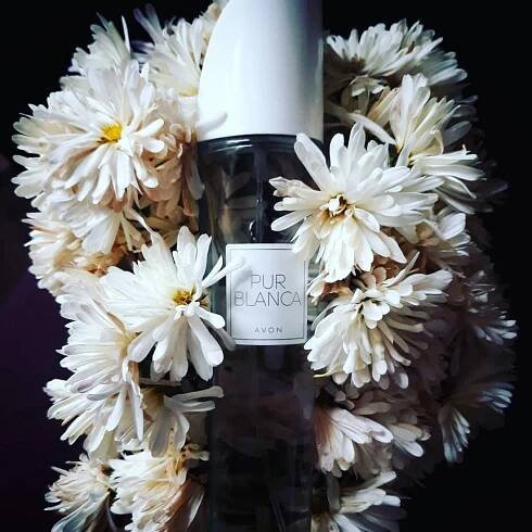 Pur Blanca Avon pro ženy