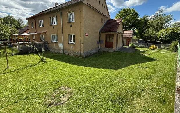 2+1, Komenského, Březová, 112 m²