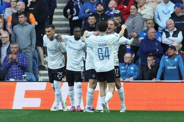 Přemožitel Plzně dostal v play off Ligy mistrů tři góly, Bruggy mají do milionářské soutěže blíže