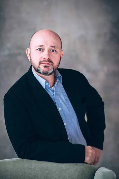 Подробнее о статье Александр Иванов