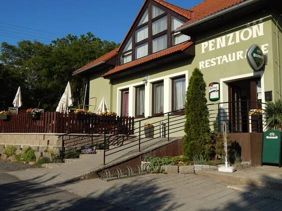Ubytování v penzionu u Krásných, Mníšek pod Brdy, Mníšek pod Brdy, Penzion a Restaurace u Kašných