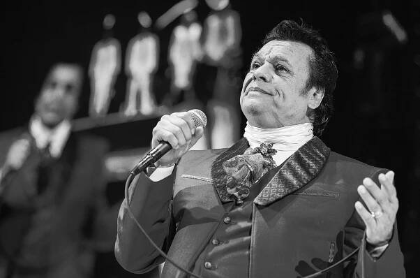 Mexican Superstar Juan Gabriel Dies at 66