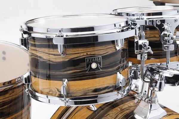 Tama Superstar Classic Maple Natural Ebony Tiger Wrap Rock Set