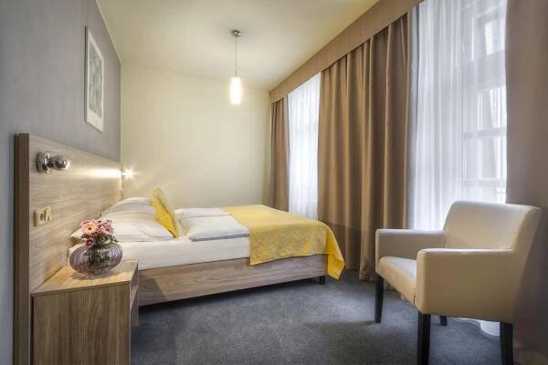 Ubytování v hotelu Atlantic, Praha 1 od 1 300 Kč Praha, Nové Město Hotel Atlantic • Firmy.cz