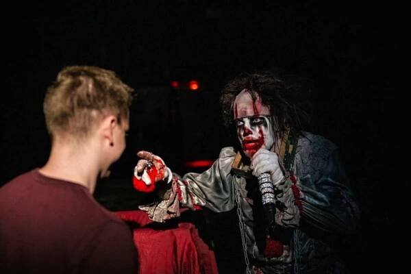 Do Šumperka míří první český hororový cirkus