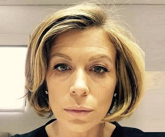 Sonya Walger Biography - Facts, Childhood, Family Life & Achievements