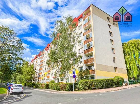 Byt, OV, 2+1, 63 m2. sklep, parkovací stání, obec Ústí nad Labem, část Severní Terasa, ulice Maková, 9 893 Kč/měs