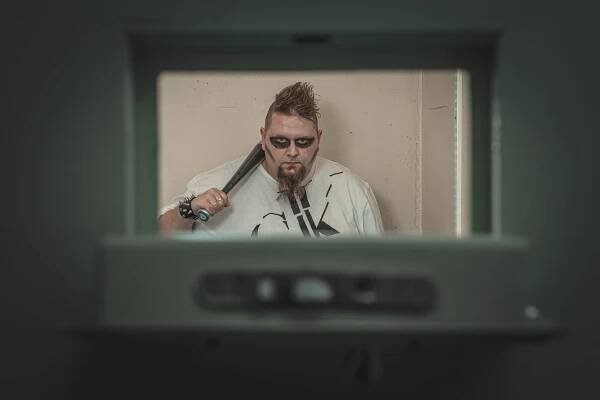 Juha-Tapio Anttonen | Juhis | Anttonen | Irvikuvat | Blowtorch | Antonio | Kotisivut