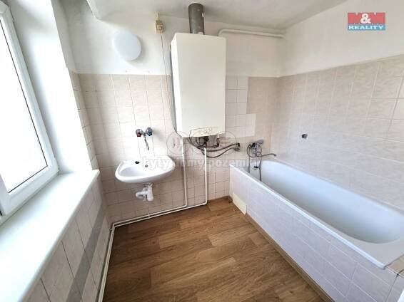 Pronájem bytu 1+1, 60m2 v Ostravě, ul. Jindřichova