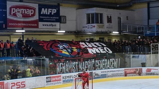 Choreo i pyro. Strhující derby v Přerově urval v prodloužení Prostějov
