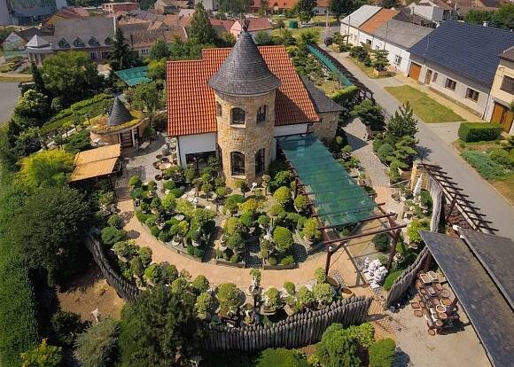 Muzeum bonsají Isabelia • vychodni-morava.cz