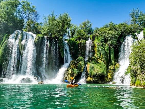 Vodopád v oblasti Bosna a Hercegovina