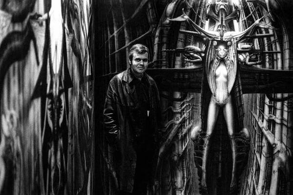 H. R. Giger a porodní traumata 20. století