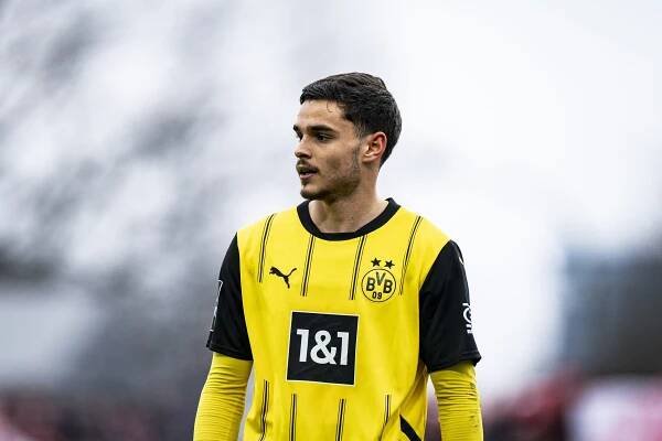 Borussia Dortmund loan midfield prospect Kjell Wätjen out to Bochum - Get German Football News
