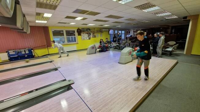 LYŽAŘSKÝ KURZ - BOWLING - ZŠ Dukelských bojovníků a MŠ Dubenec 