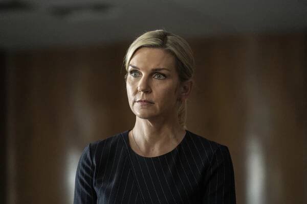 Volejte Saulovi - Sobectví - Z filmu - Rhea Seehorn