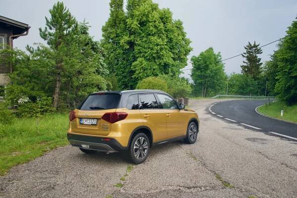 Test Suzuki Vitara Hybrid: Nenápadne dobré auto - AutoGrip