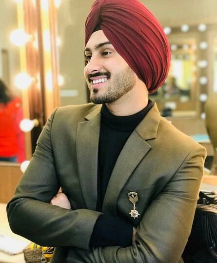 Rohanpreet Singh Biography,age,height,wikipedia in 2023 - informative journey