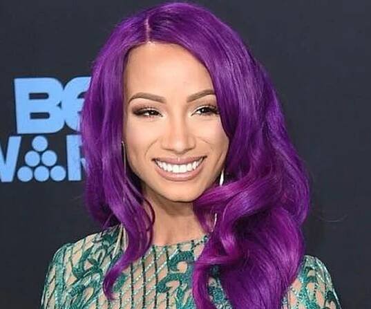 Sasha Banks Biography - Facts, Childhood, Family Life & Achievements