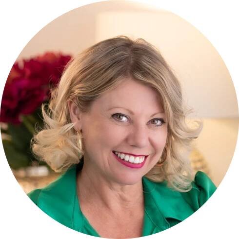 The Champagne Lounge with Rebecca Saunders 