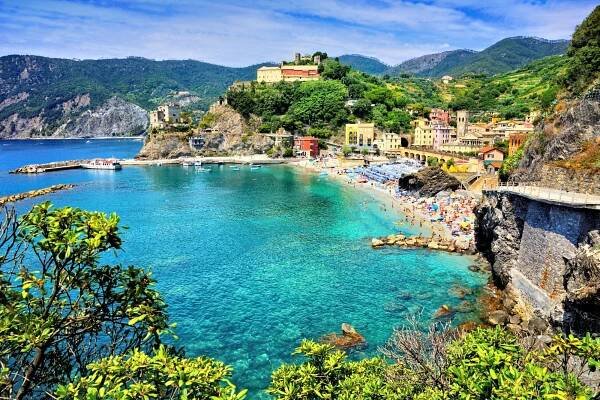 Monterosso al Mare, největší z pěti vesnic Cinque Terre - CK Italieonline