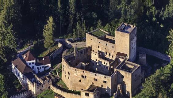 Hrad Landštejn | Hrady a zámky Staré Město pod Landštejnem | NaVylet.cz