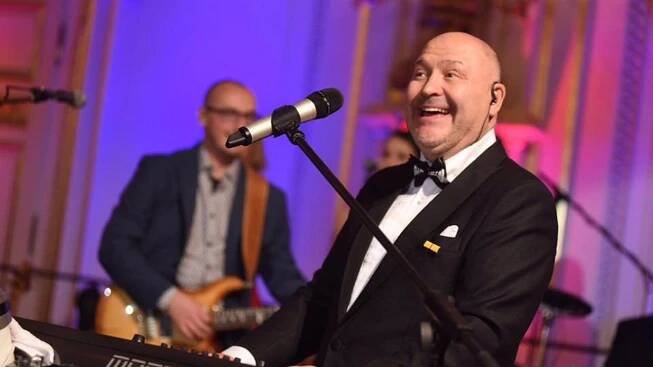 Michal David fanoušky rozněžnil: Koncert plný energie, máme dobité baterky, skandují – eXtra.cz