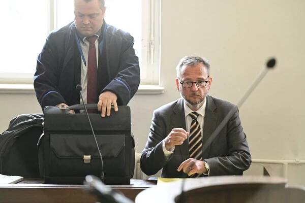 Soud potvrdil bývalému premiérovi Nečasovi trest za lživou výpověď