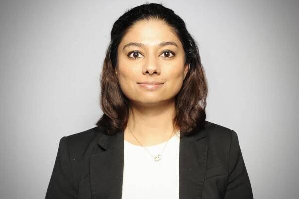 Malavika Headshot