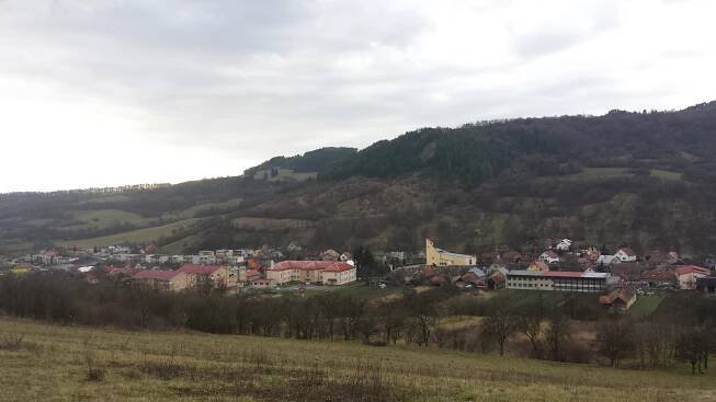 Mikušovce (okres Ilava) – Wikipédia